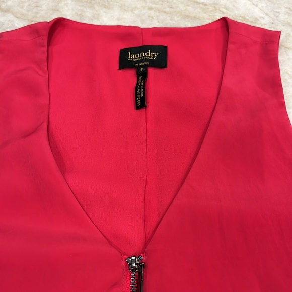 Laundry by Shelli Segal Hot Pink Sheath Dress – Ruffle Detail & Front Zip‎ | 8 - Picture 4 of 12